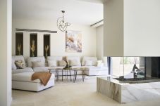 Villa à Mougins - VILLA CAUVIN