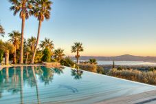 Villa à Grimaud - VILLA TROPEZIA