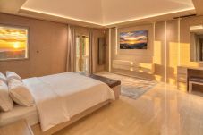 Villa à Grimaud - VILLA TROPEZIA