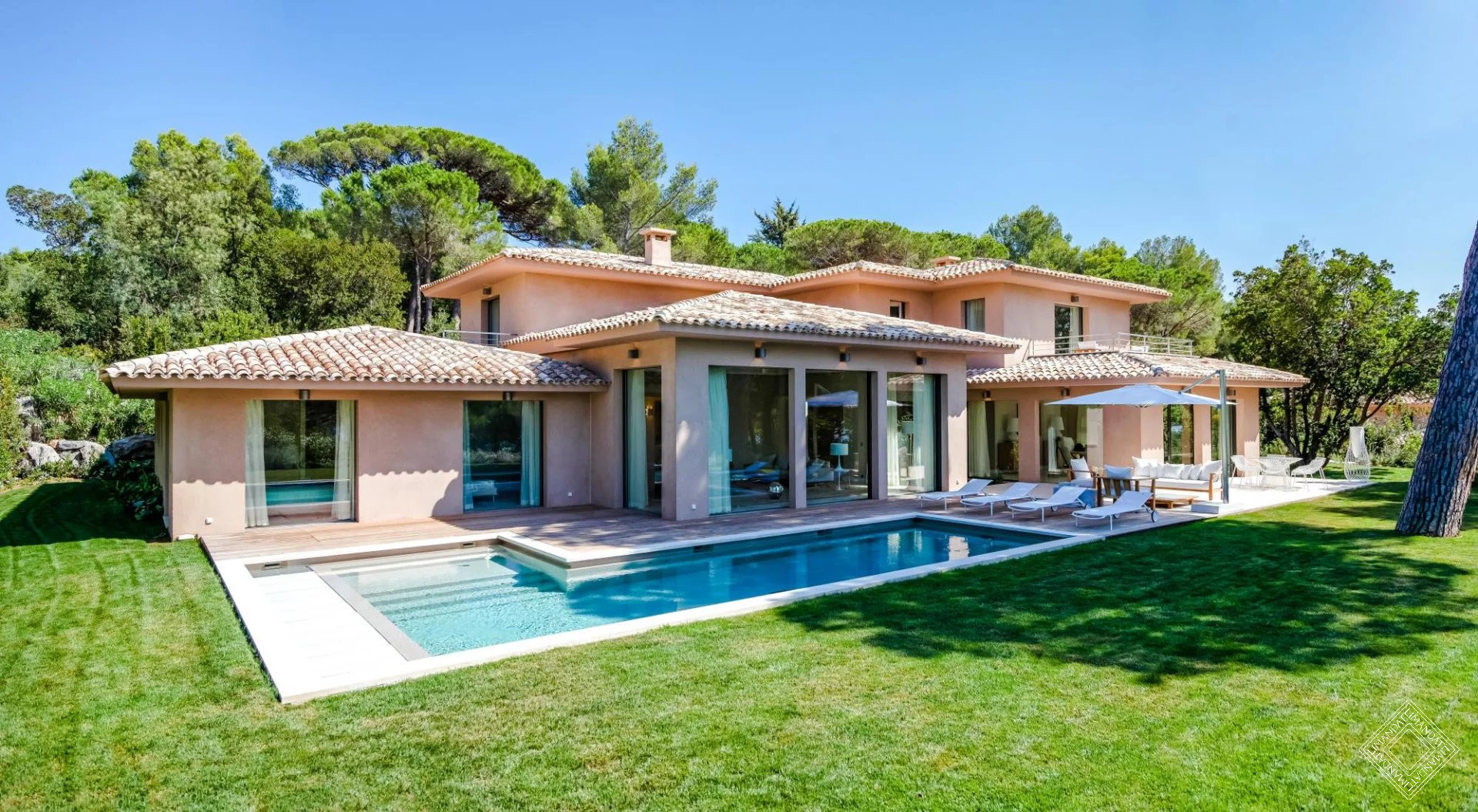 villa à Saint Tropez - VILLA TROPEZIA