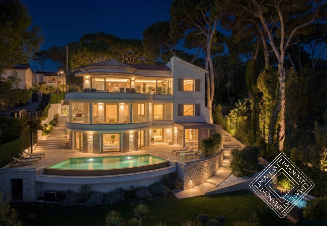 Villa à Antibes - VILLA NÉRÉE