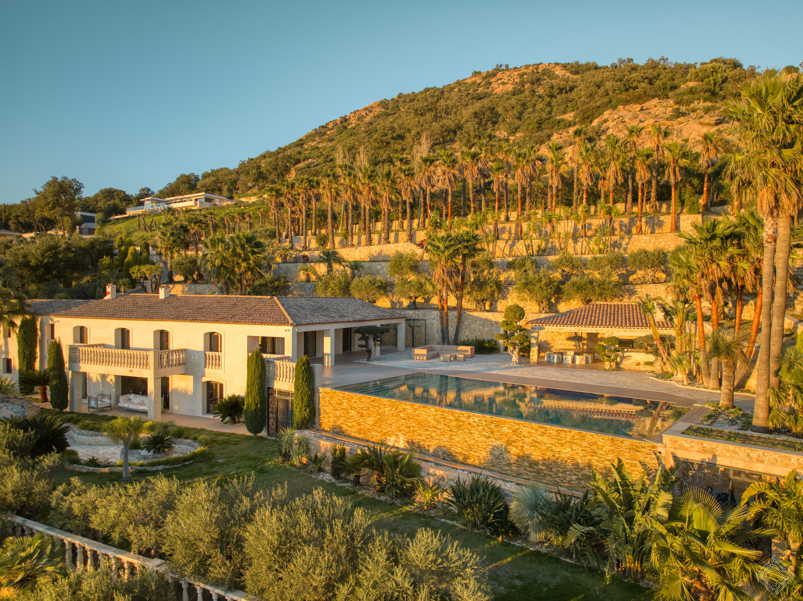 villa à Grimaud - VILLA TROPEZIA