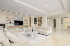 Villa in Vallauris - VILLA CURIEUSE 