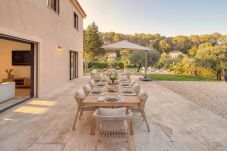 Villa in Roquefort-les-Pins - VILLA SOLÉNA